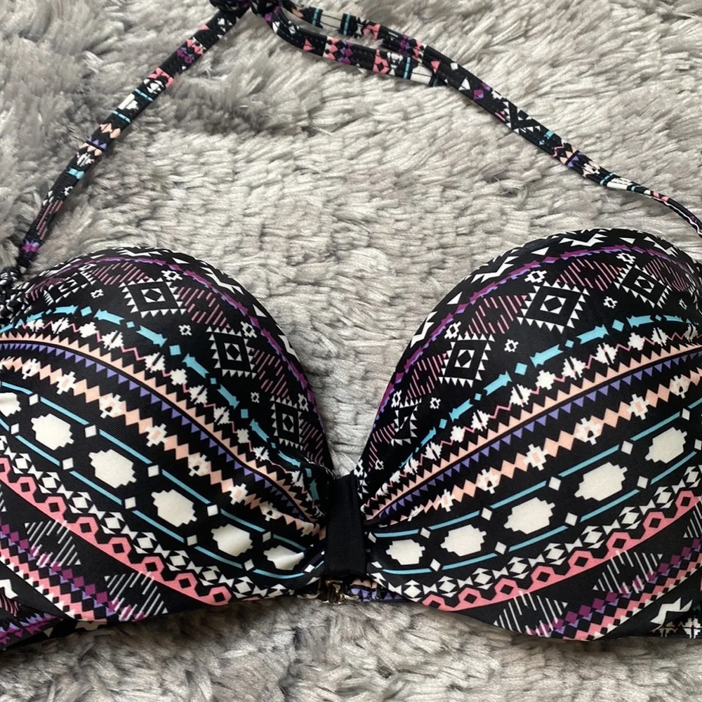 Halter-Style Black & Multi-Colored Swimsuit Top Size Medium Excellent Condition